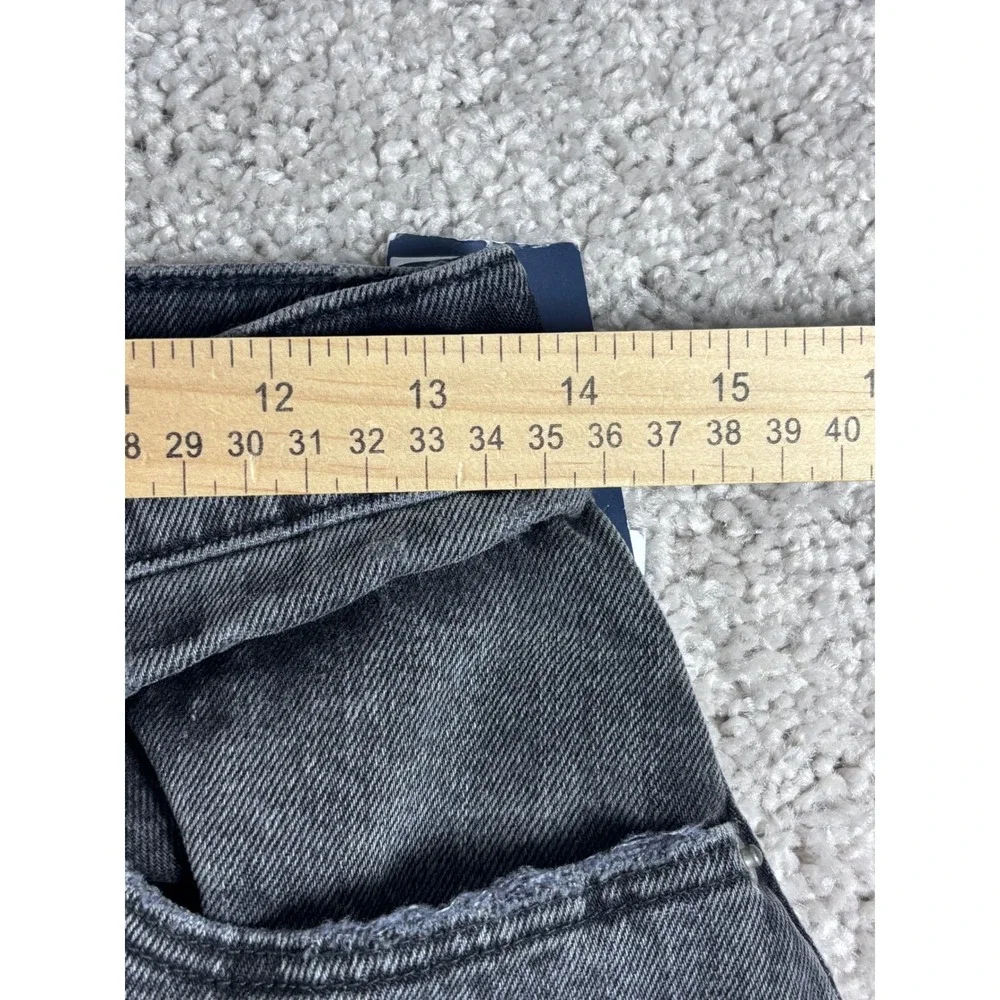 Abercrombie & Fitch style straight